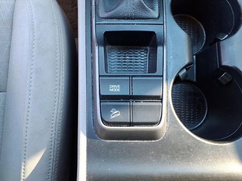 Used 2016 Hyundai Tucson SE image 12