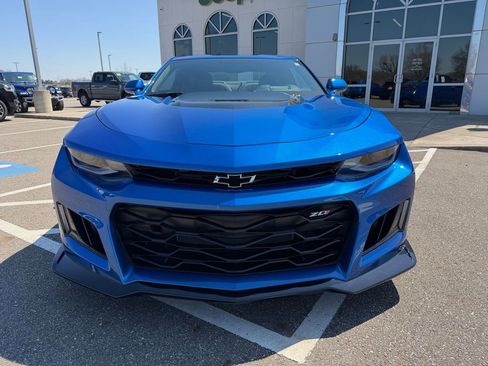 Used 2017 Chevrolet Camaro ZL1 image 9