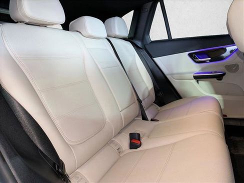 Certified 2025 Mercedes-Benz GLC 300 image 21