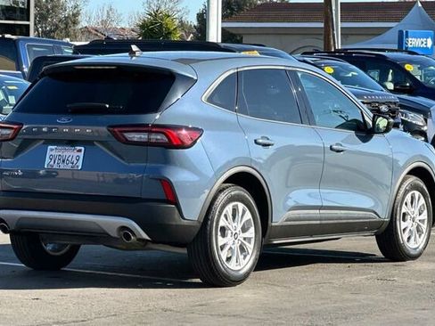 Used 2025 Ford Escape Active image 3