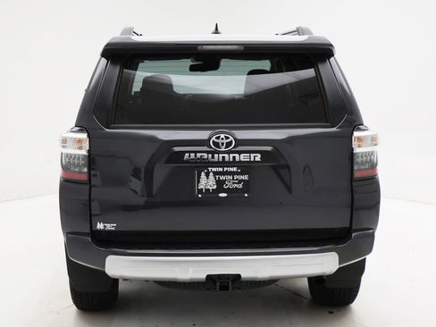 Used 2024 Toyota 4Runner TRD Off-Road Premium image 8