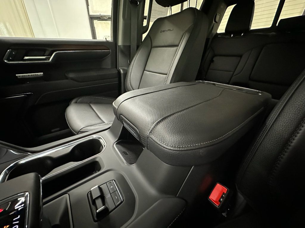 Used 2026 GMC Sierra 1500 Denali w/ Denali Reserve Package AWD/4WD image 40