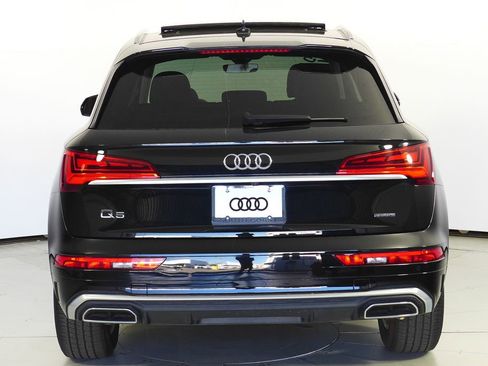 Used 2023 Audi Q5 2.0T Premium w/ Convenience Package image 8