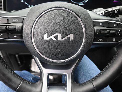 Certified 2024 Kia Sportage SX AWD/4WD image 37