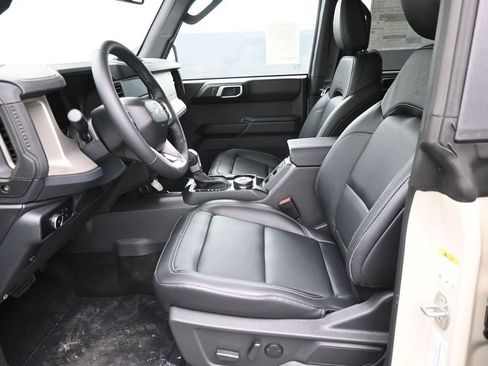 New 2026 Ford Bronco Outer Banks AWD/4WD image 20