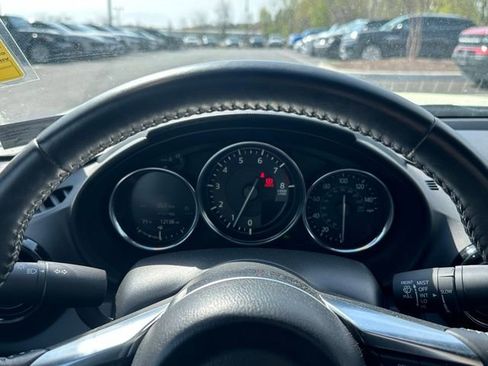 Used 2023 MAZDA MX-5 Miata Club image 22