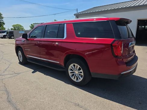 Used 2023 GMC Yukon XL SLT w/ SLT Luxury Package AWD/4WD image 5