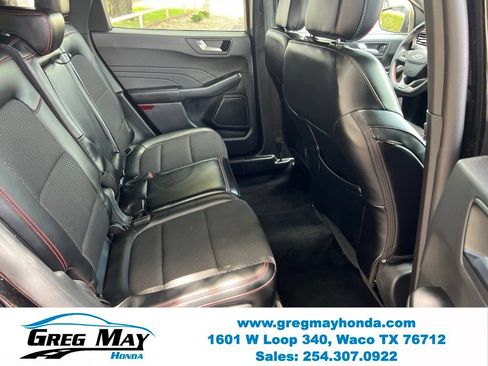 Used 2025 Ford Escape ST-Line Select AWD/4WD image 14