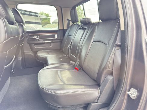 Used 2016 RAM 1500 Laramie w/ Convenience Group AWD/4WD image 16
