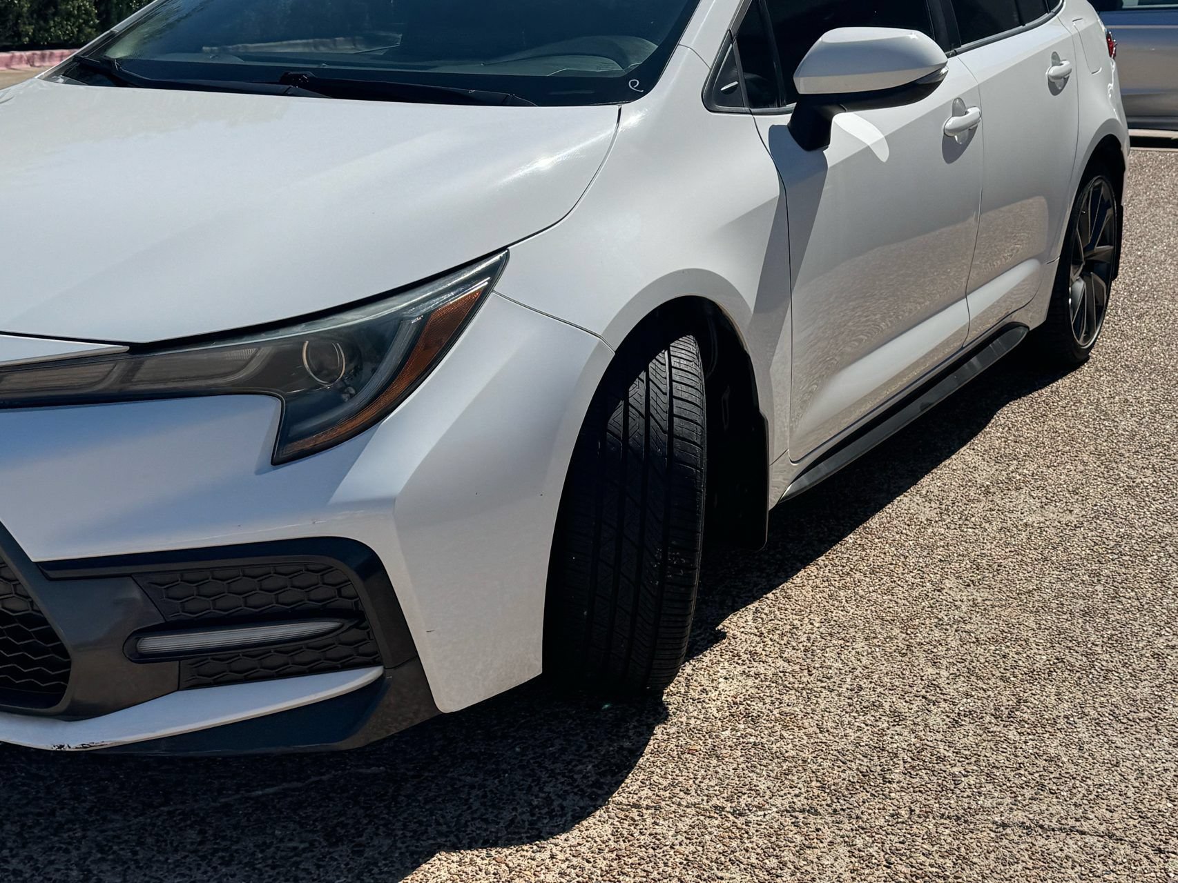 Used 2021 Toyota Corolla SE FWD image 3