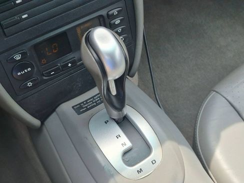 Used 2004 Porsche 911 Carrera RWD image 19