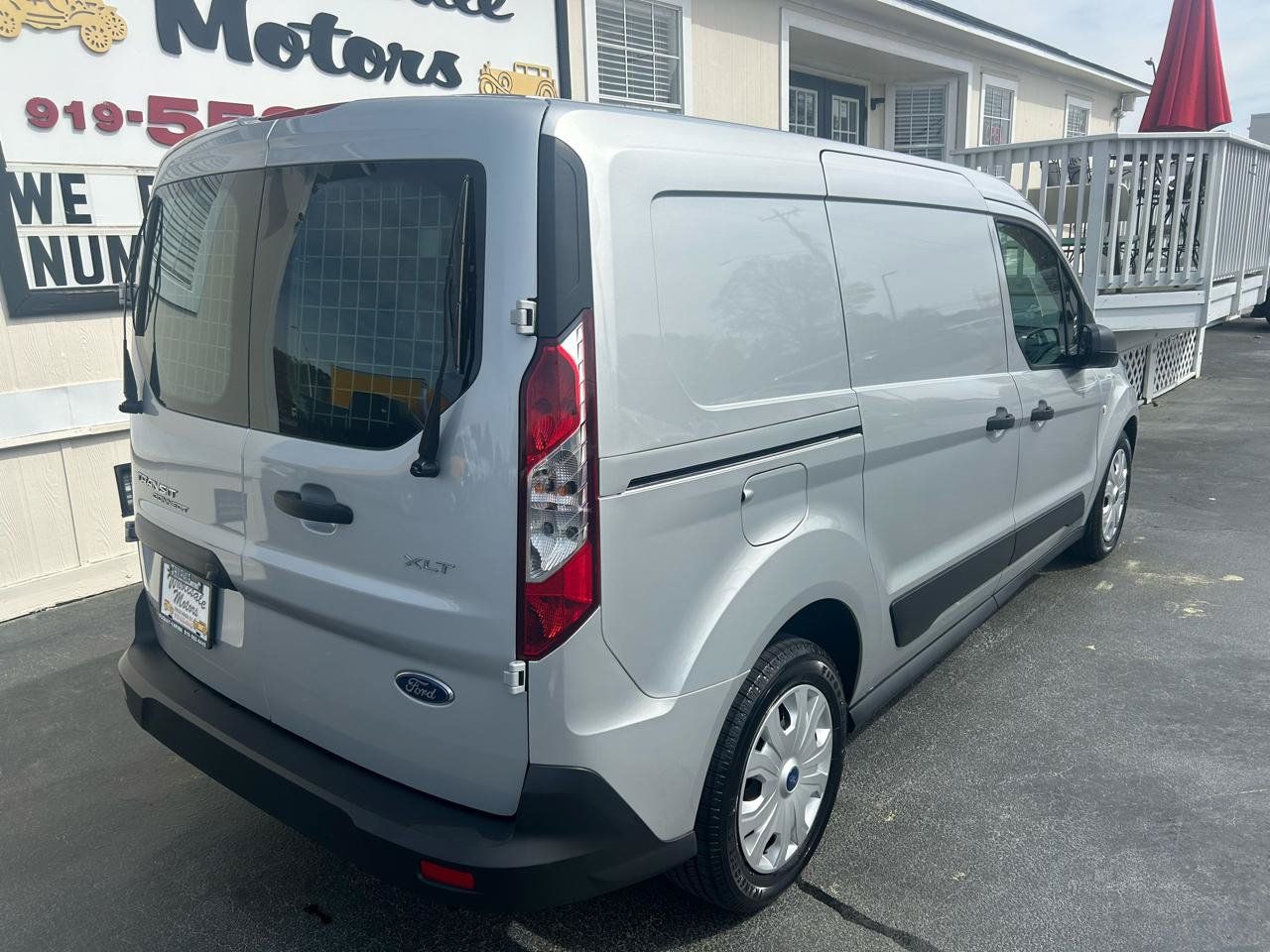 Used 2023 Ford Transit Connect XLT FWD image 7