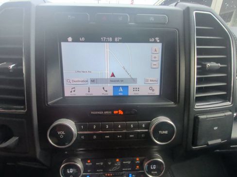 Used 2018 Ford Expedition Max Limited w/ Equipment Group 301A RWD image 19