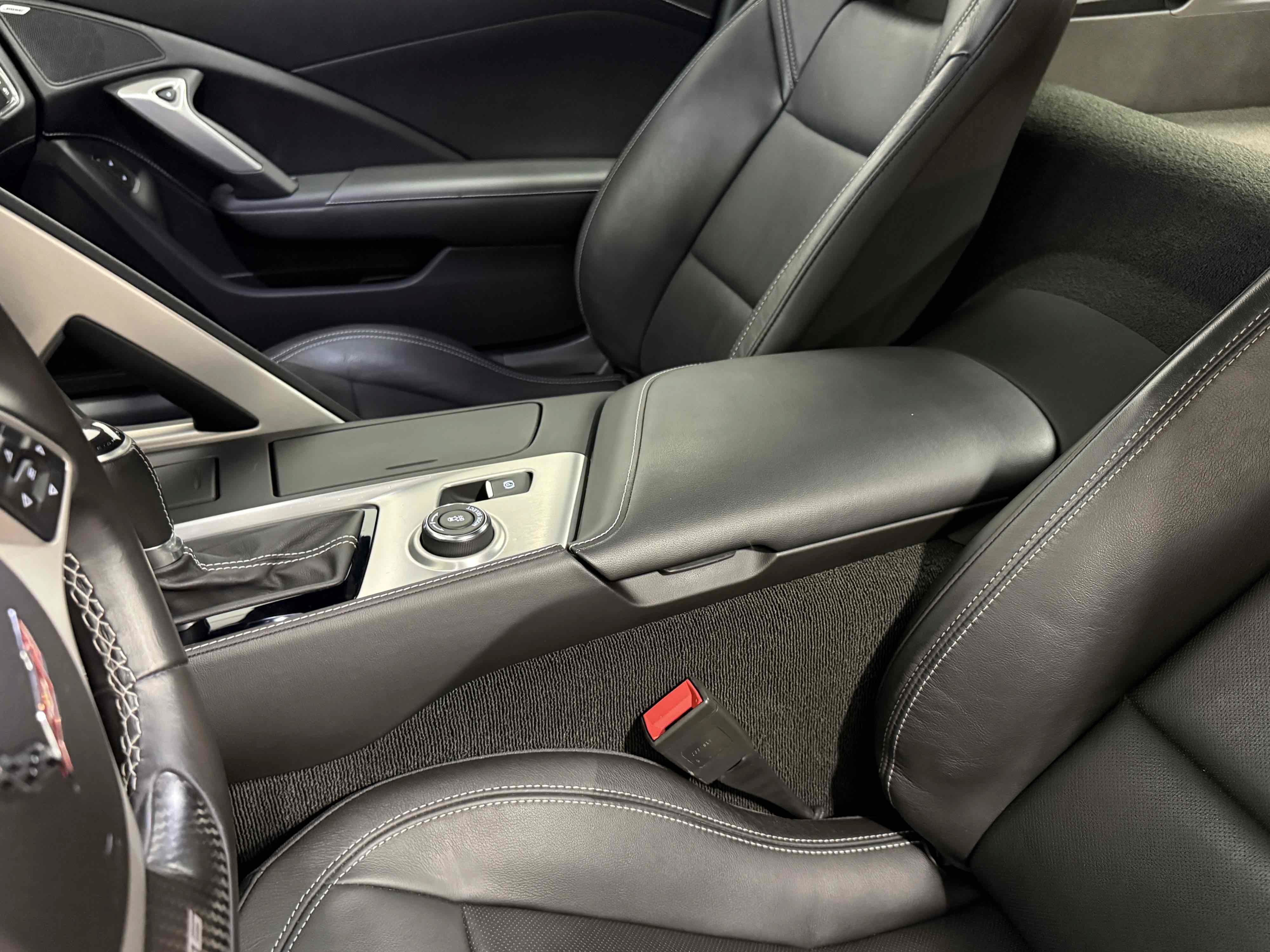 Used 2019 Chevrolet Corvette Z06 RWD image 48