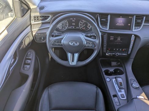 Certified 2025 INFINITI QX50 Luxe image 16