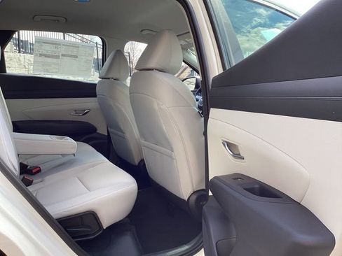 New 2026 Hyundai Tucson SE image 15