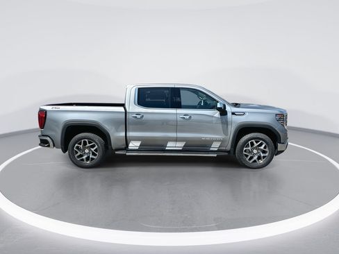New 2026 GMC Sierra 1500 SLT AWD/4WD image 9