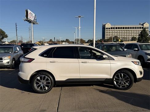Used 2017 Ford Edge Titanium w/ Equipment Group 301A image 4