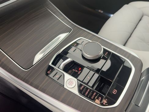 New 2026 BMW X5 xDrive40i w/ M Sport Package image 17