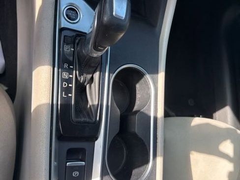 Used 2019 Nissan Altima 2.5 SV FWD image 31