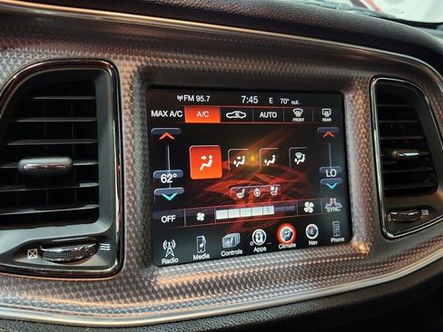 Used 2016 Dodge Challenger SRT Hellcat RWD image 28