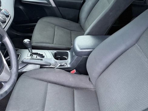 Used 2016 Toyota RAV4 LE image 20