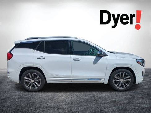 Used 2019 GMC Terrain Denali w/ Advanced Safety Package FWD image 2