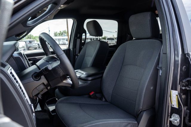 Used 2024 RAM 1500 Warlock AWD/4WD image 26
