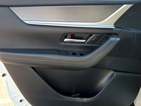 Certified 2024 MAZDA CX-90 Plug-In Hybrid w/ Premium Plus AWD/4WD image 16