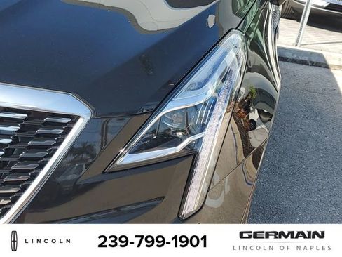 Used 2025 Cadillac XT5 Premium Luxury image 14