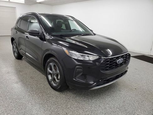 Used 2023 Ford Escape ST-Line w/ Tech Pack #1 image 3