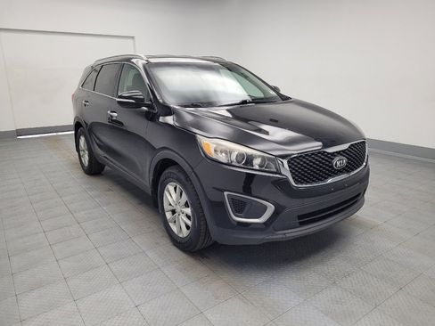 Used 2016 Kia Sorento LX image 13