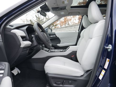 Used 2026 Mitsubishi Outlander SEL AWD/4WD image 12
