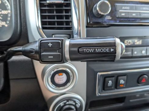 Used 2021 Nissan Titan SV w/ SV Convenience Package AWD/4WD image 11
