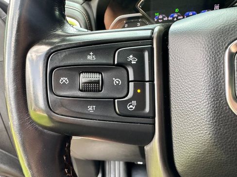 Used 2022 GMC Sierra 2500 AT4 w/ AT4 Premium Plus Package AWD/4WD image 36