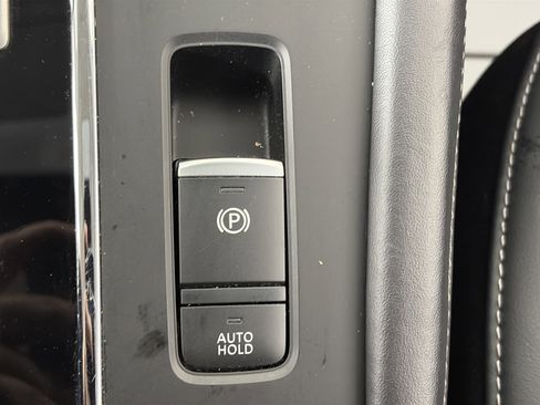 Used 2024 Mitsubishi Outlander SE FWD image 30