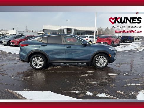 New 2026 Buick Envista Sport Touring w/ Convenience I Package FWD image 2