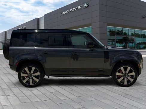 Used 2026 Land Rover Defender 110 X AWD/4WD image 6