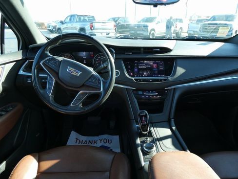 Used 2020 Cadillac XT5 Premium Luxury image 17