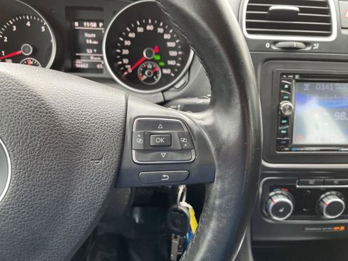 Used 2011 Volkswagen Jetta SE FWD image 14