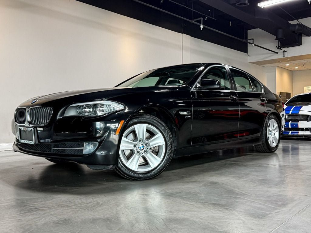 Used 2012 BMW 528i xDrive Sedan AWD/4WD image 1