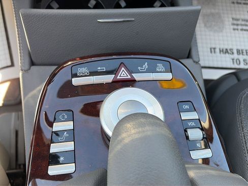 Used 2009 Mercedes-Benz S 550 4MATIC image 19