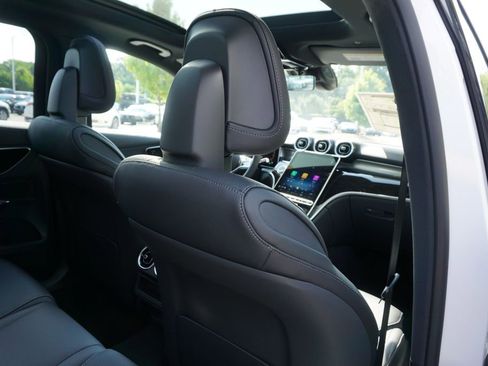 Certified 2025 Mercedes-Benz GLC 300 4MATIC image 59