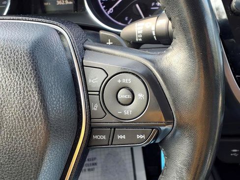 Used 2019 Toyota Camry L image 23