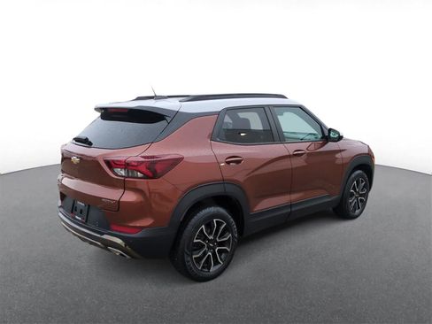 Used 2021 Chevrolet TrailBlazer ACTIV w/ Sun and Liftgate Package image 8