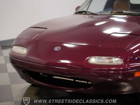 Used 1995 MAZDA MX-5 Miata M-Edition image 19