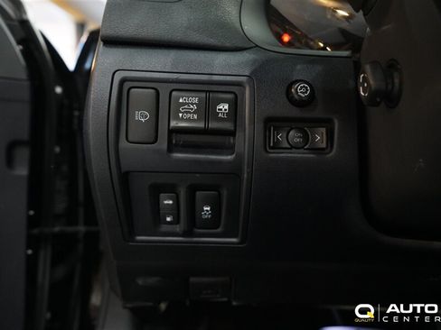 Used 2014 Lexus IS 250C RWD image 21