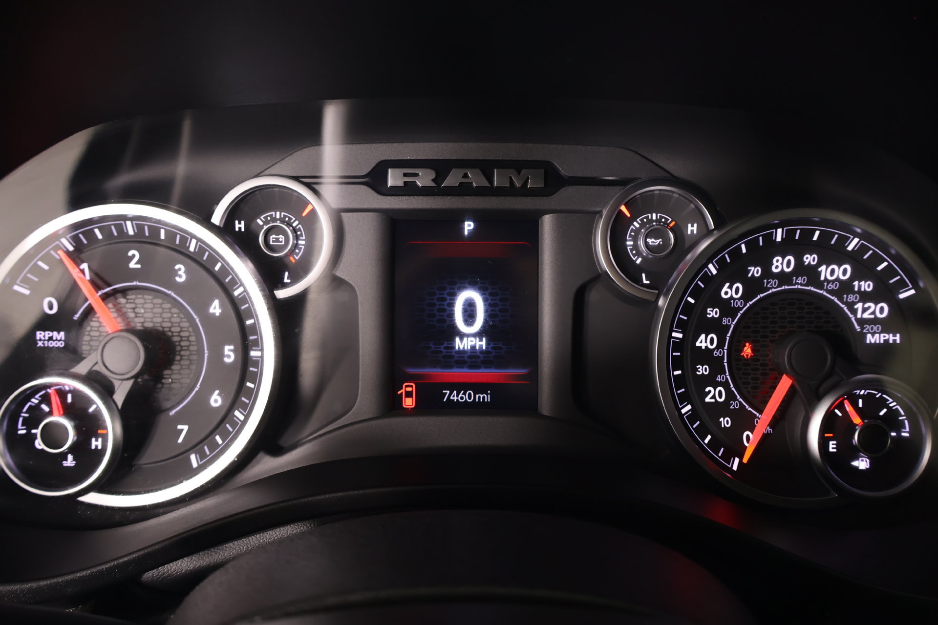 Used 2025 RAM 1500 Tradesman w/ Night Edition AWD/4WD image 4
