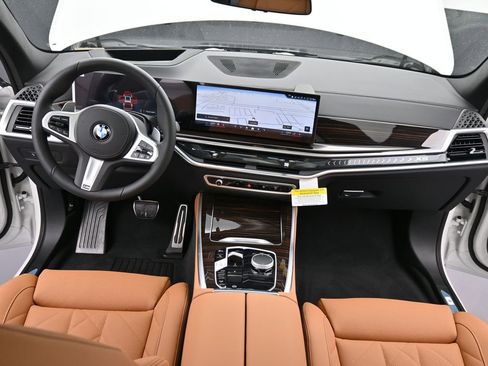 New 2026 BMW X5 xDrive40i w/ M Sport Package AWD/4WD image 14