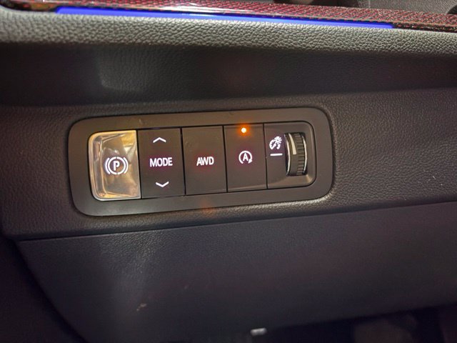 Used 2025 Chevrolet Traverse RS AWD/4WD image 62